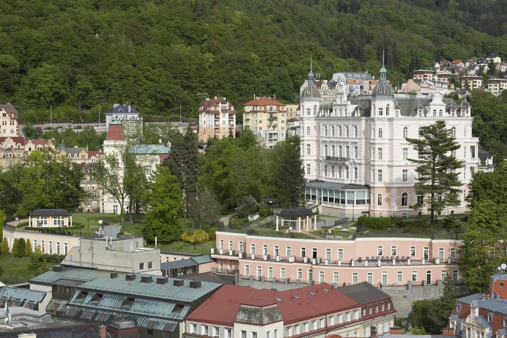 Готель Bristol Georgy House Карлові Вари Екстер'єр фото
